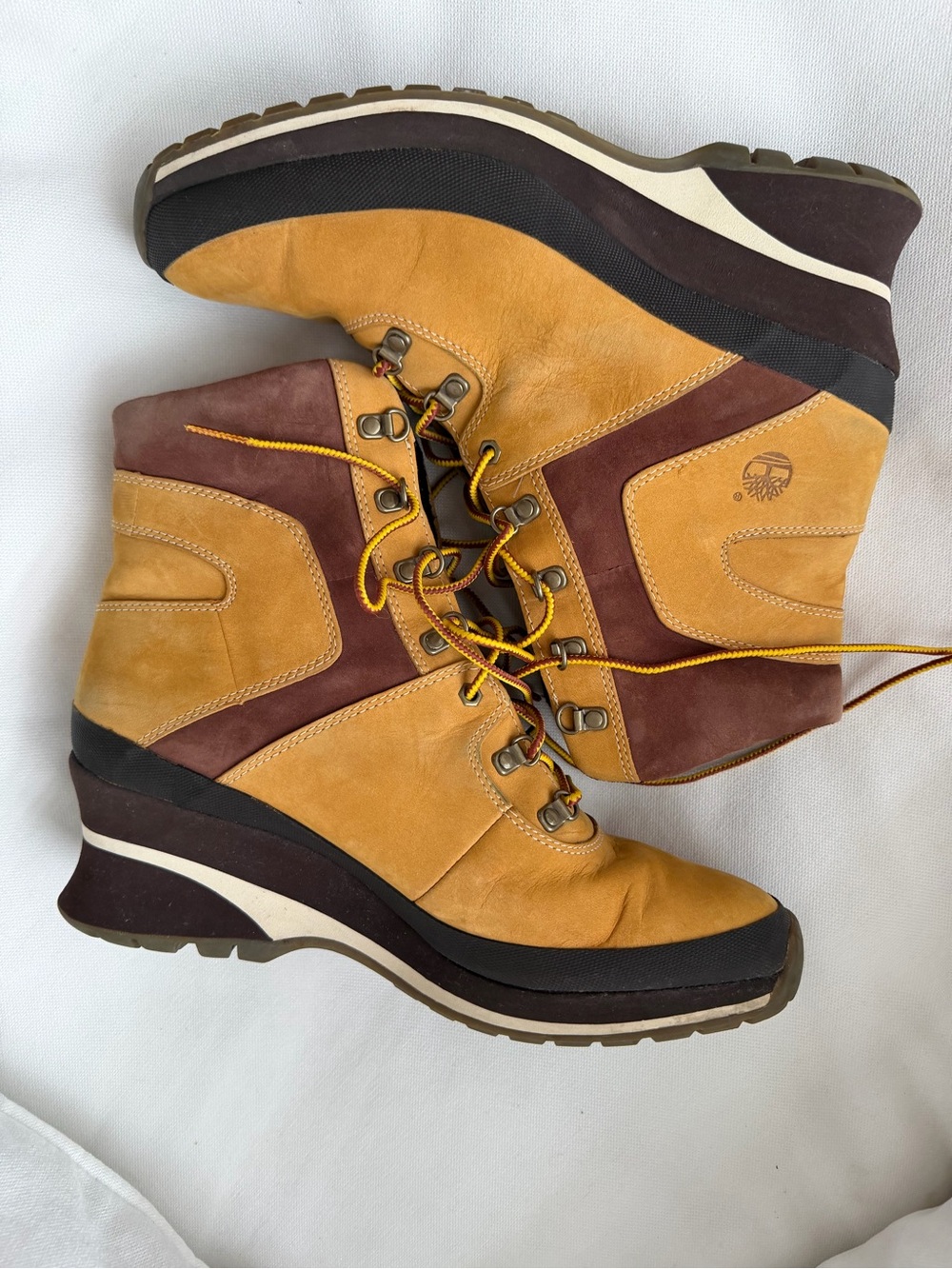 Timberland Women’s Tan & Brown Wedge Lace-Up Boots